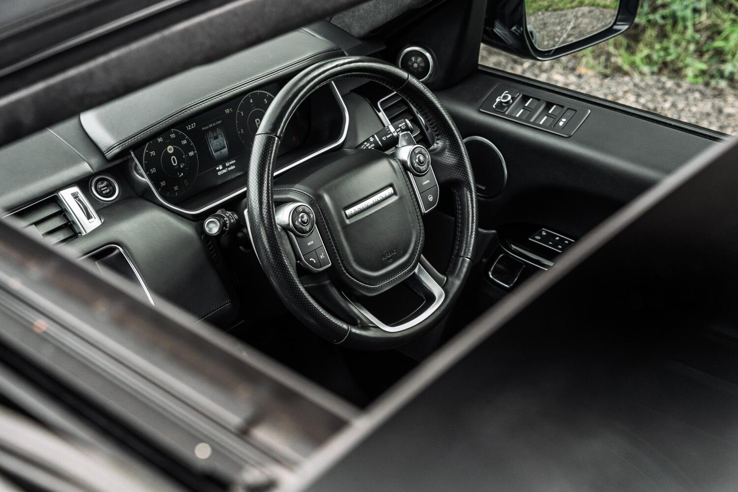 Used Land Rover Range Rover Sport 2017 for sale - 77541554: Photo 40