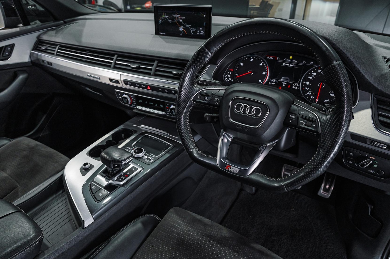 Used Audi Q7 2017 for sale - 77312481: Photo 31