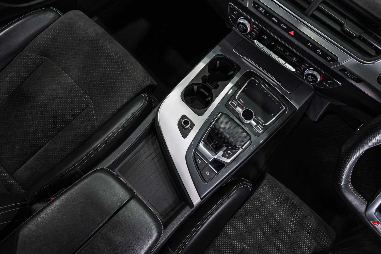 Used Audi Q7 2017 for sale - 77312481: Photo 35