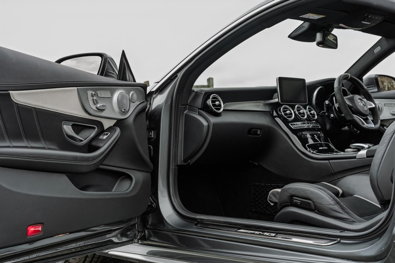 Used Mercedes-Benz C Class 2016 for sale - 77793097: Photo 51