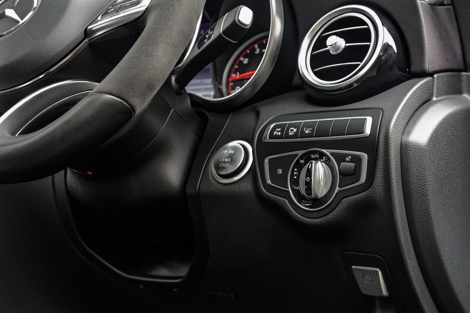 Used Mercedes-Benz C Class 2016 for sale - 77793097: Photo 61