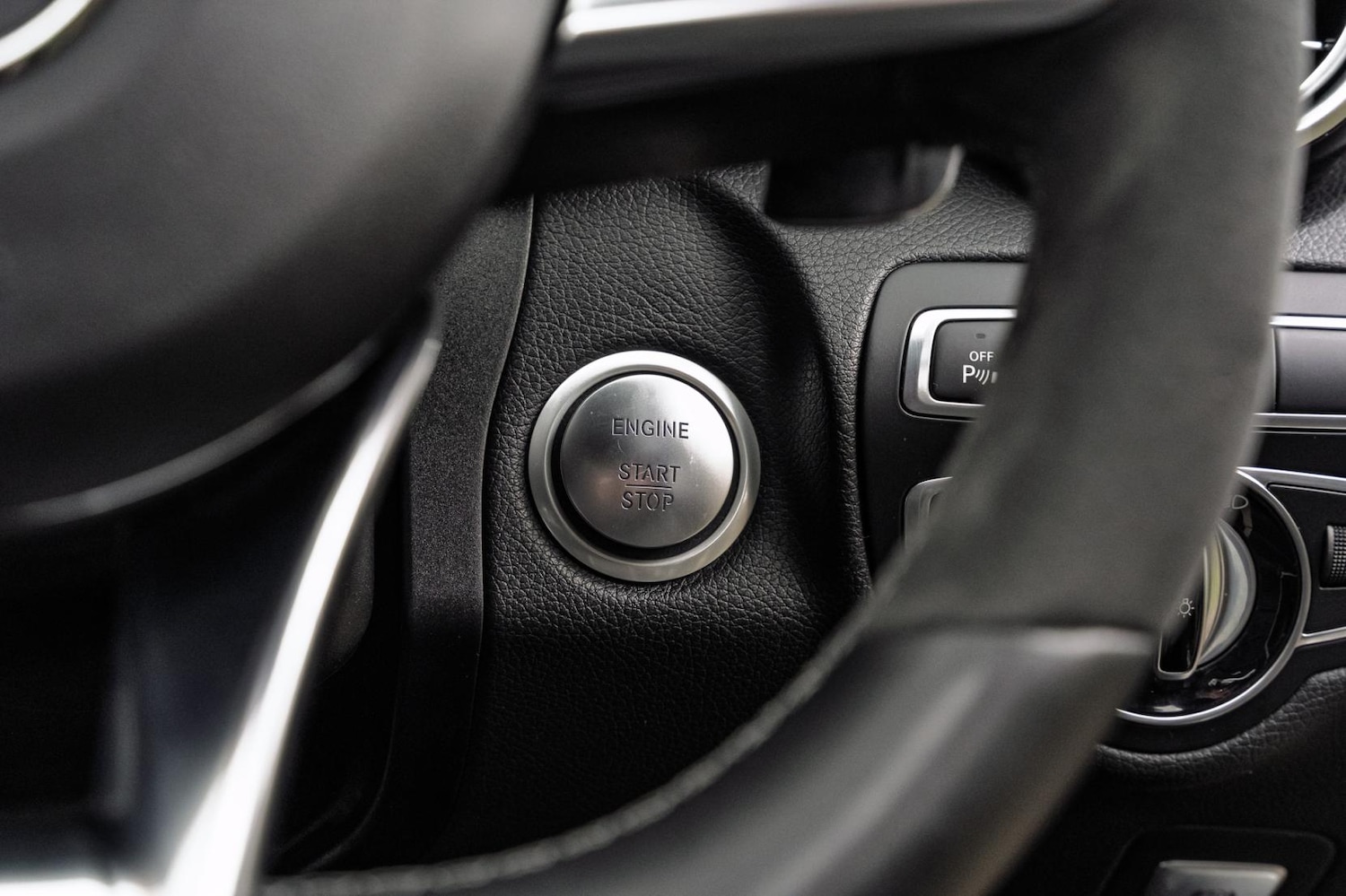 Used Mercedes-Benz C Class 2016 for sale - 77793097: Photo 63