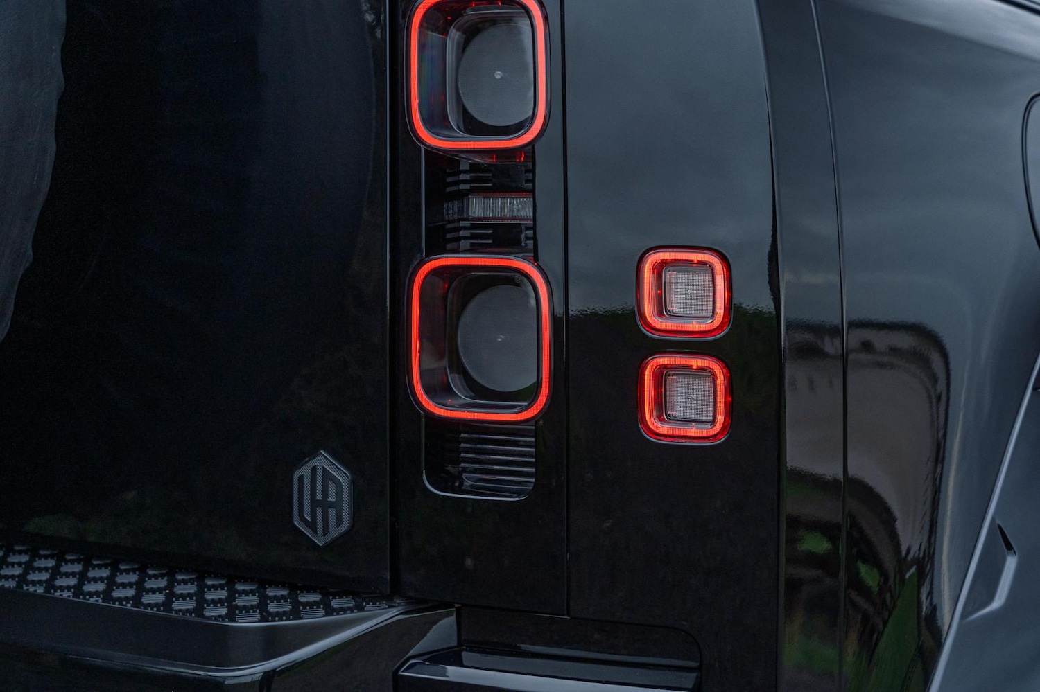 Used Land Rover Defender 2025 for sale - 77342978: Photo 12