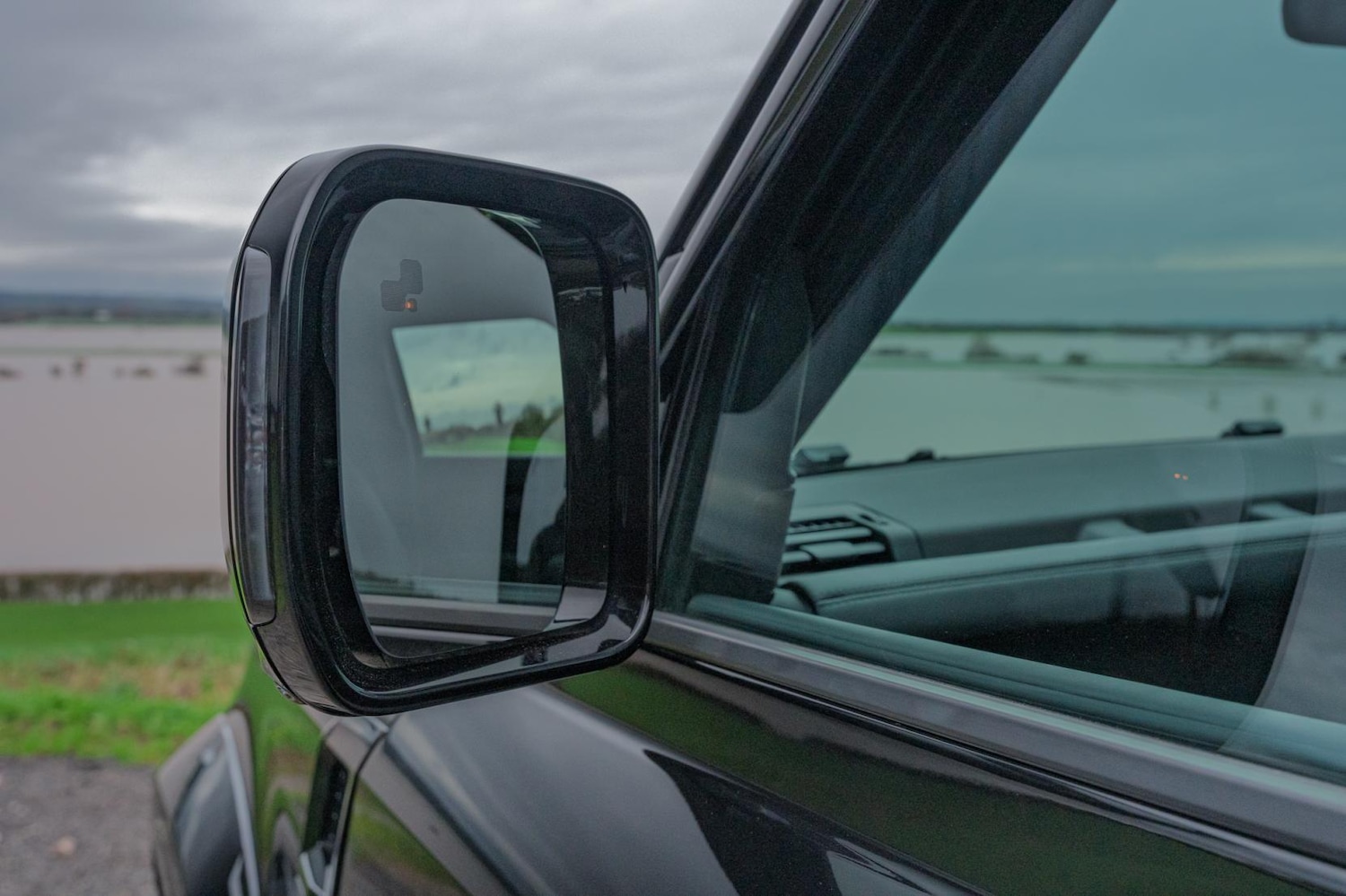 Used Land Rover Defender 2025 for sale - 77342978: Photo 19