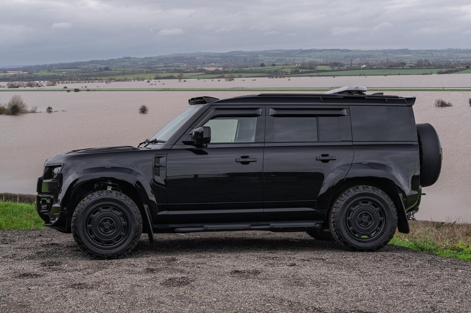 Used Land Rover Defender 2025 for sale - 77342978: Photo 4