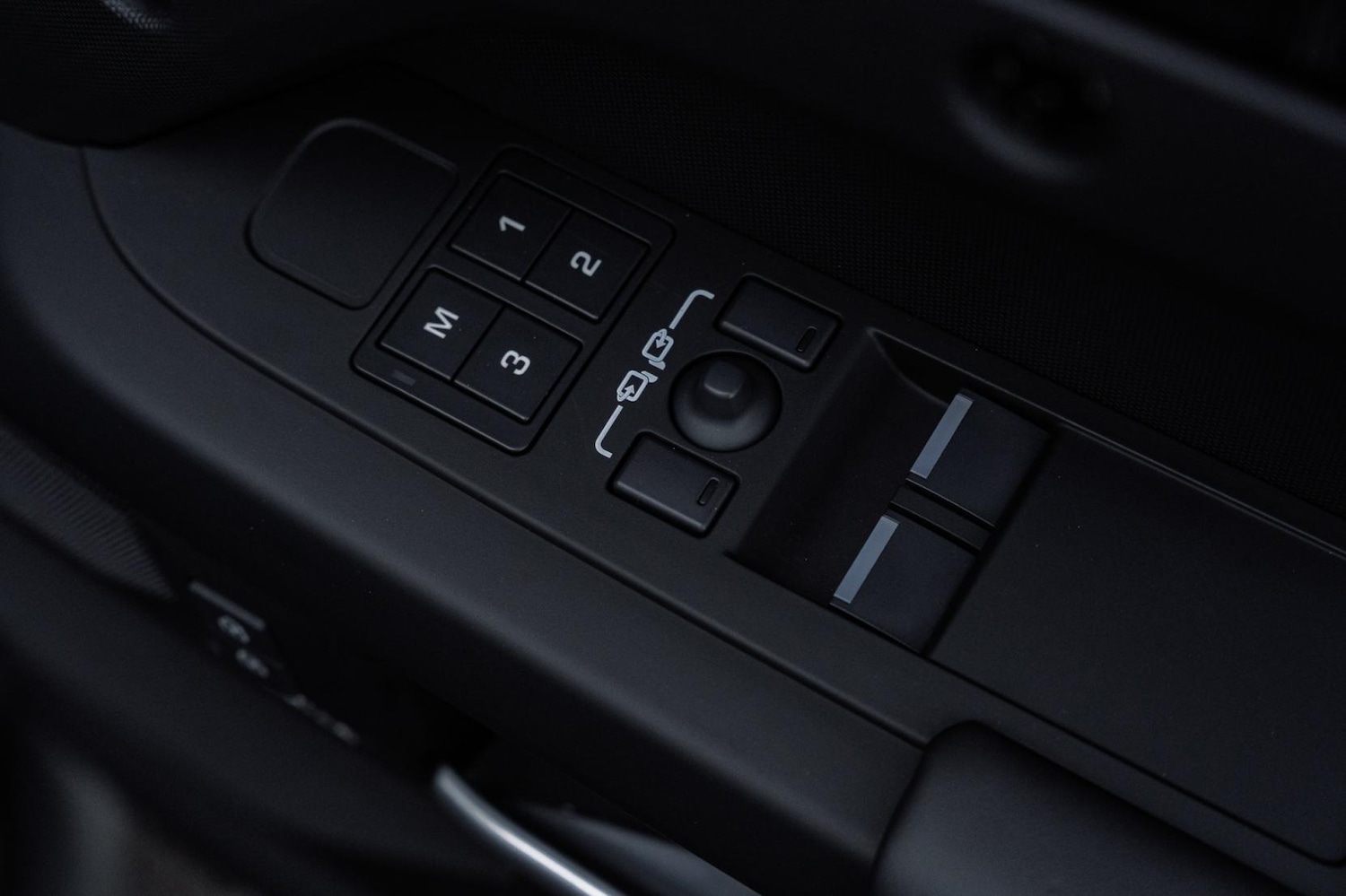 Used Land Rover Defender 2025 for sale - 77342978: Photo 47