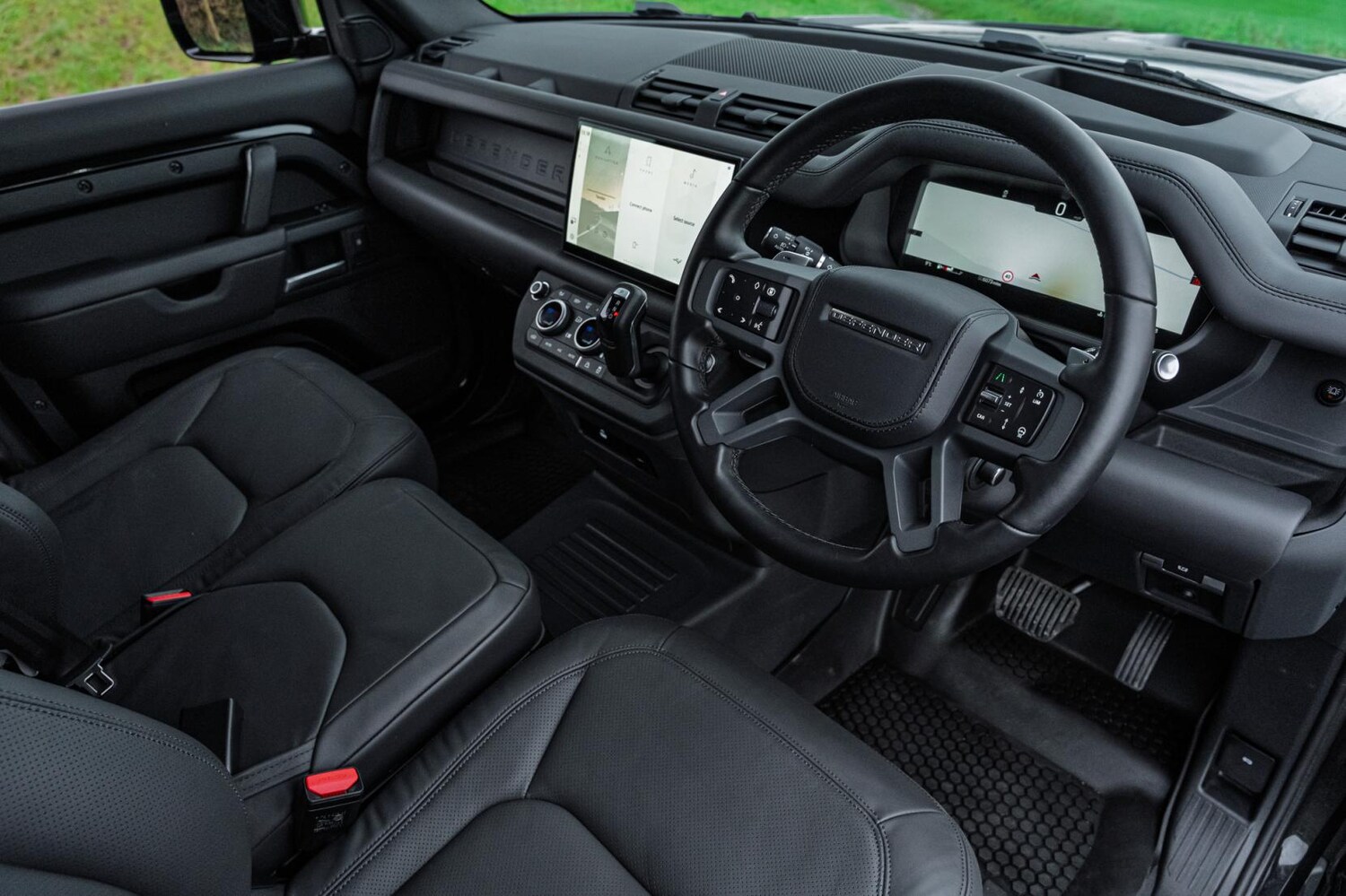 Used Land Rover Defender 2025 for sale - 77342978: Photo 48