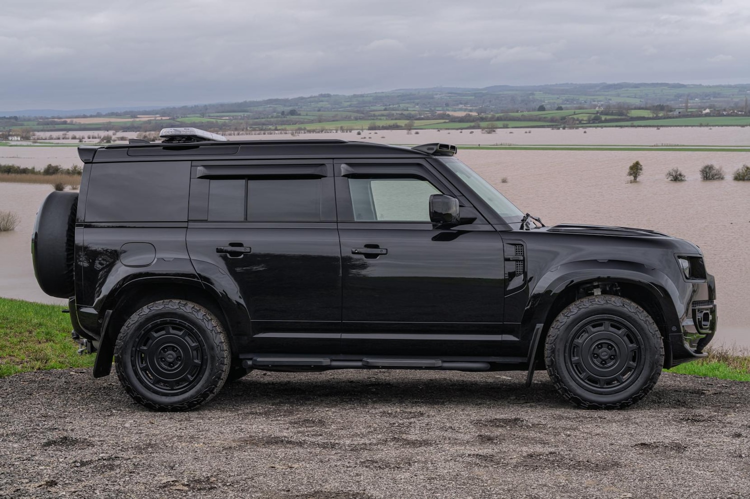 Used Land Rover Defender 2025 for sale - 77342978: Photo 5