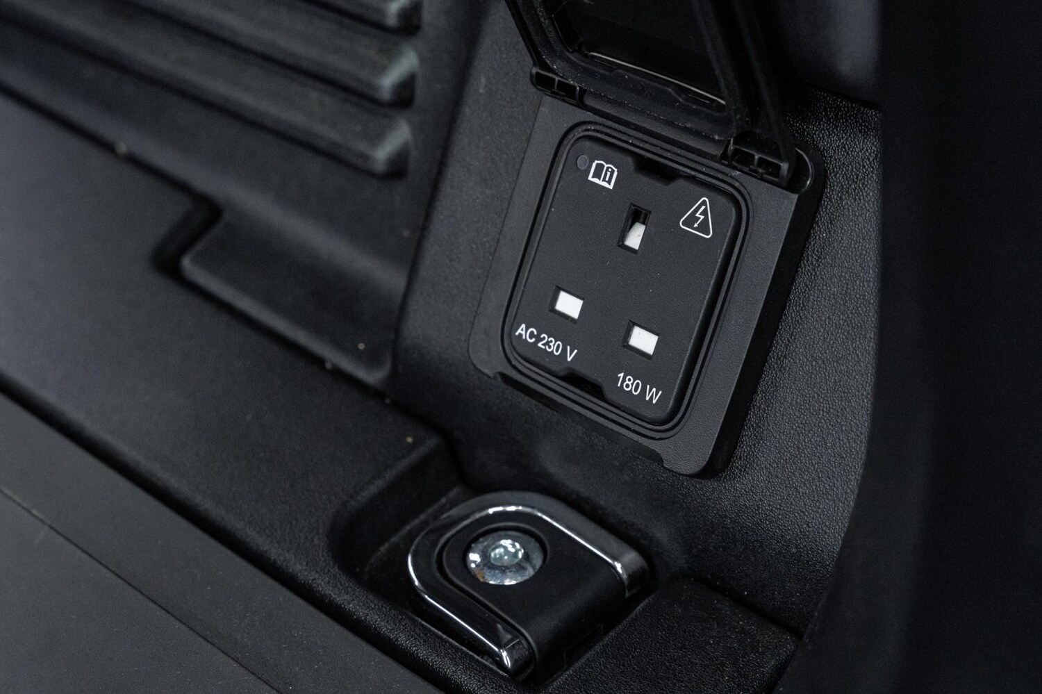 Used Land Rover Defender 2025 for sale - 77342978: Photo 80