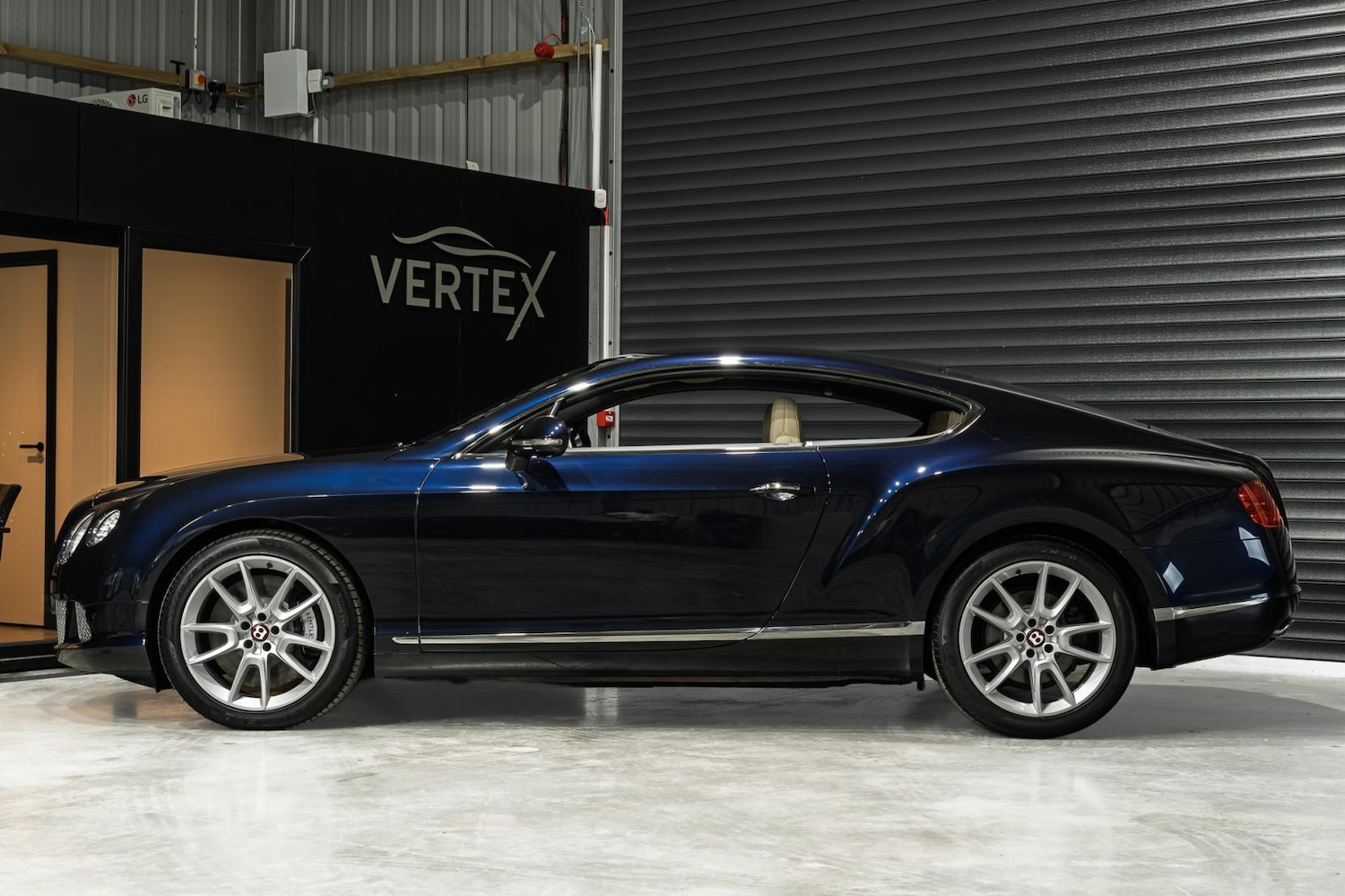 Used Bentley Continental 2012 for sale - 76590090: Photo 3