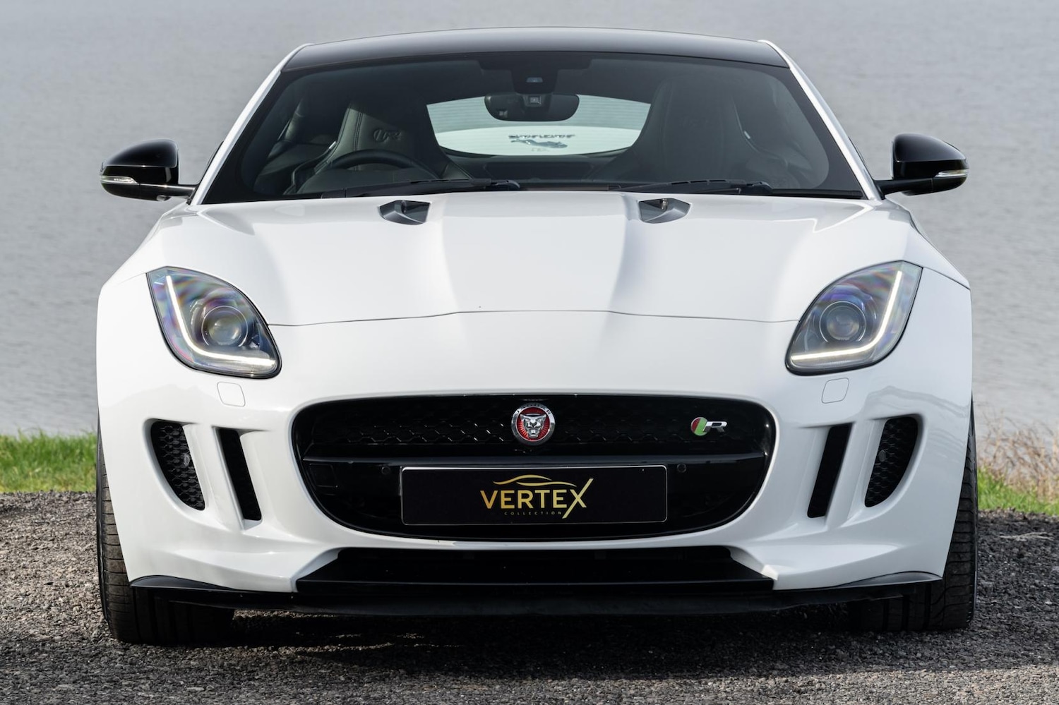 Used Jaguar F-Type 2014 for sale - 77581561: Photo 2