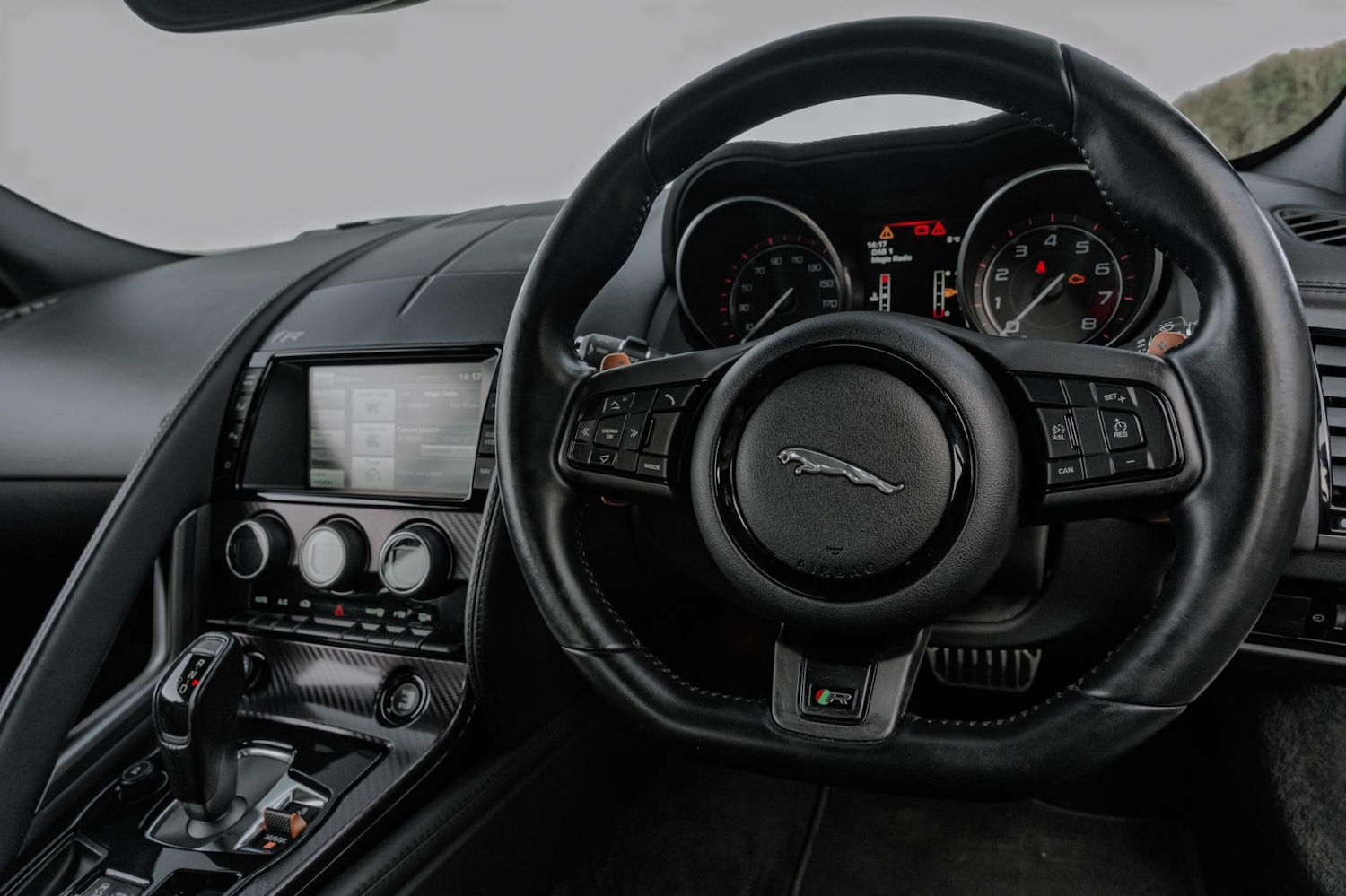 Used Jaguar F-Type 2014 for sale - 77581561: Photo 42