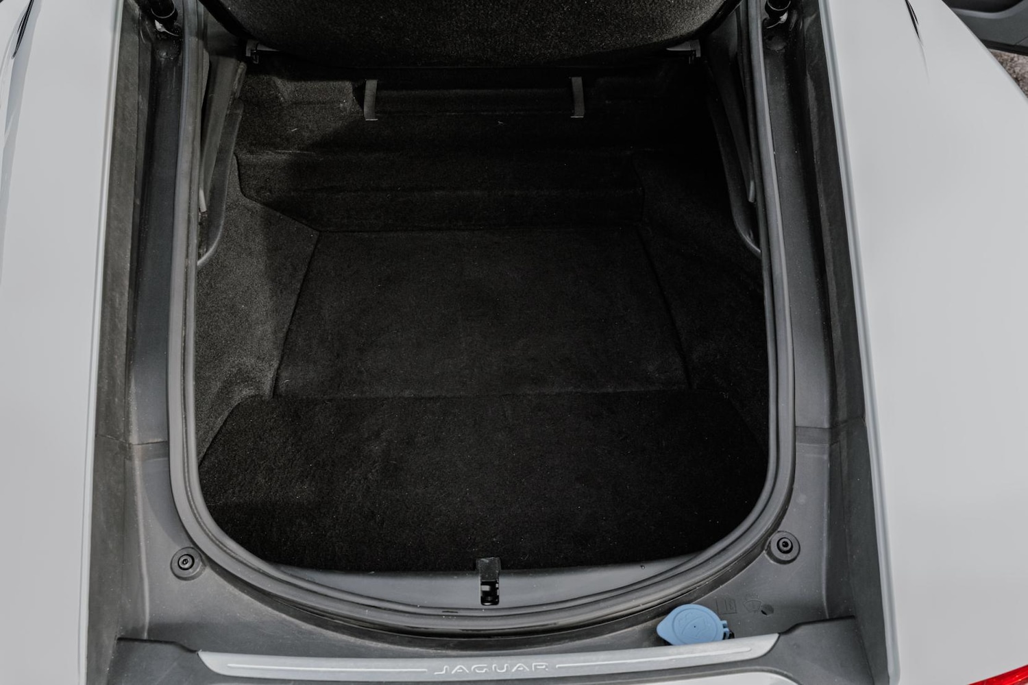 Used Jaguar F-Type 2014 for sale - 77581561: Photo 69