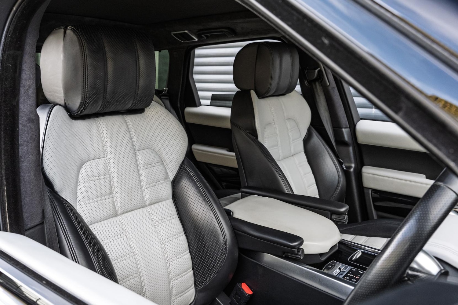 Used Land Rover Range Rover Sport 2016 for sale - 77891844: Photo 46