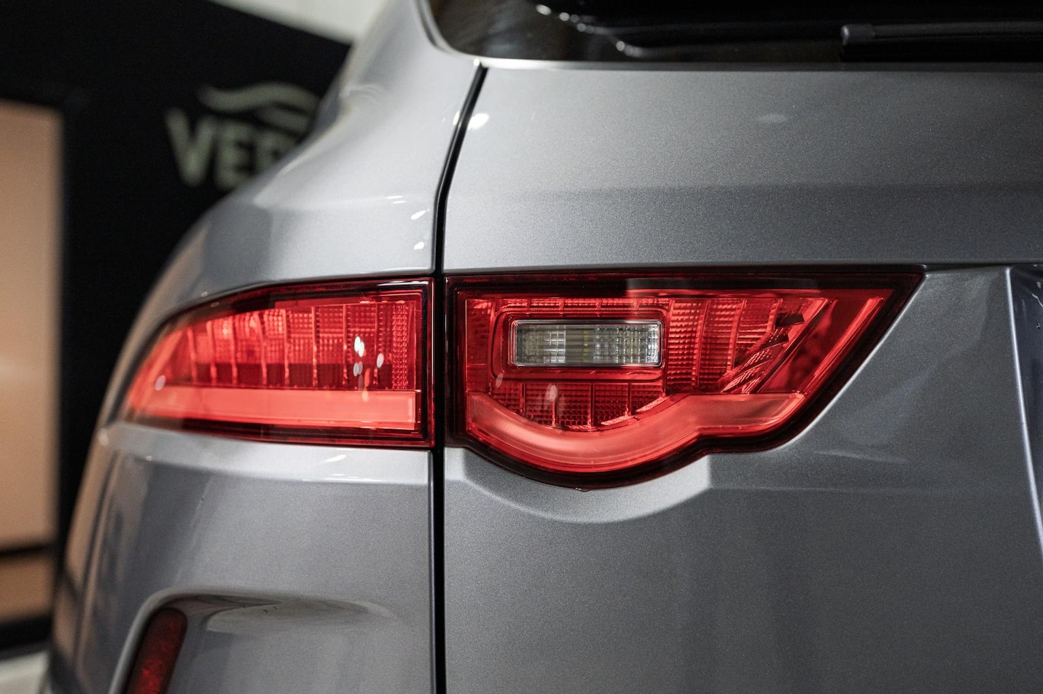 Used Jaguar F-Pace 2019 for sale - 76782124: Photo 21