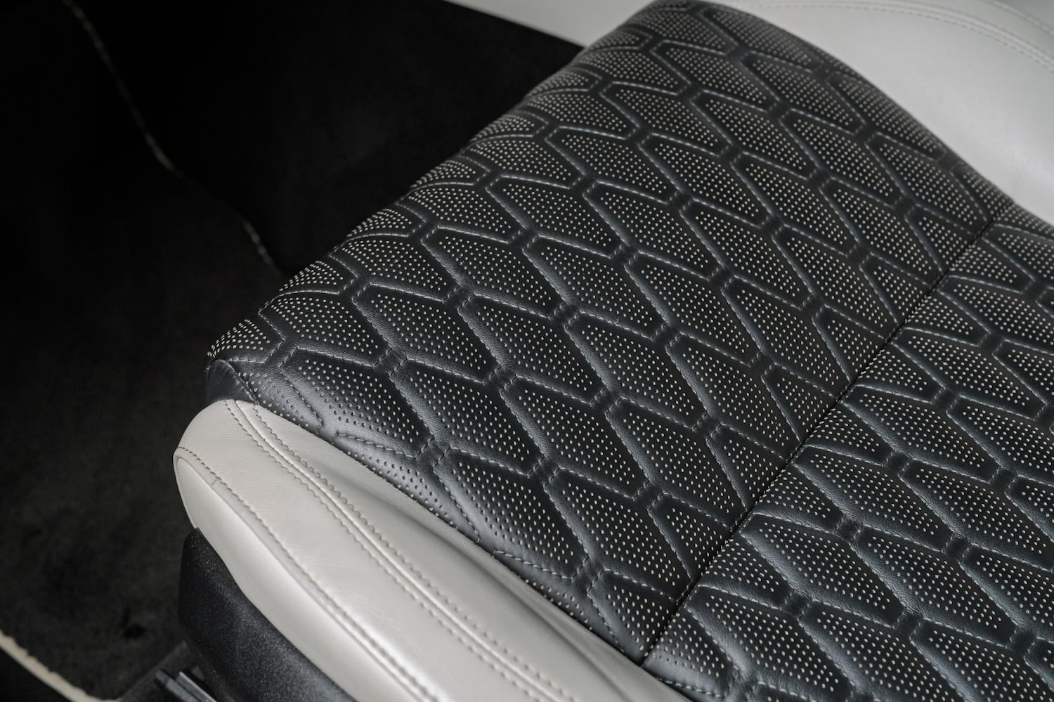 Used Jaguar F-Pace 2019 for sale - 76782124: Photo 50