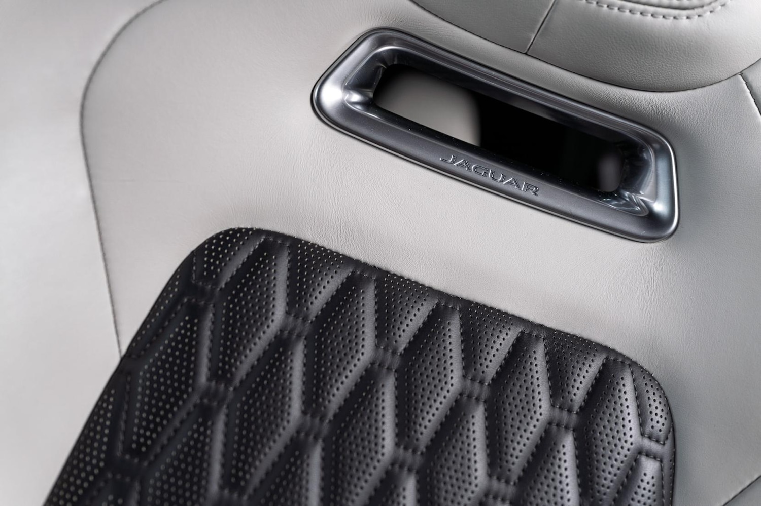 Used Jaguar F-Pace 2019 for sale - 76782124: Photo 54