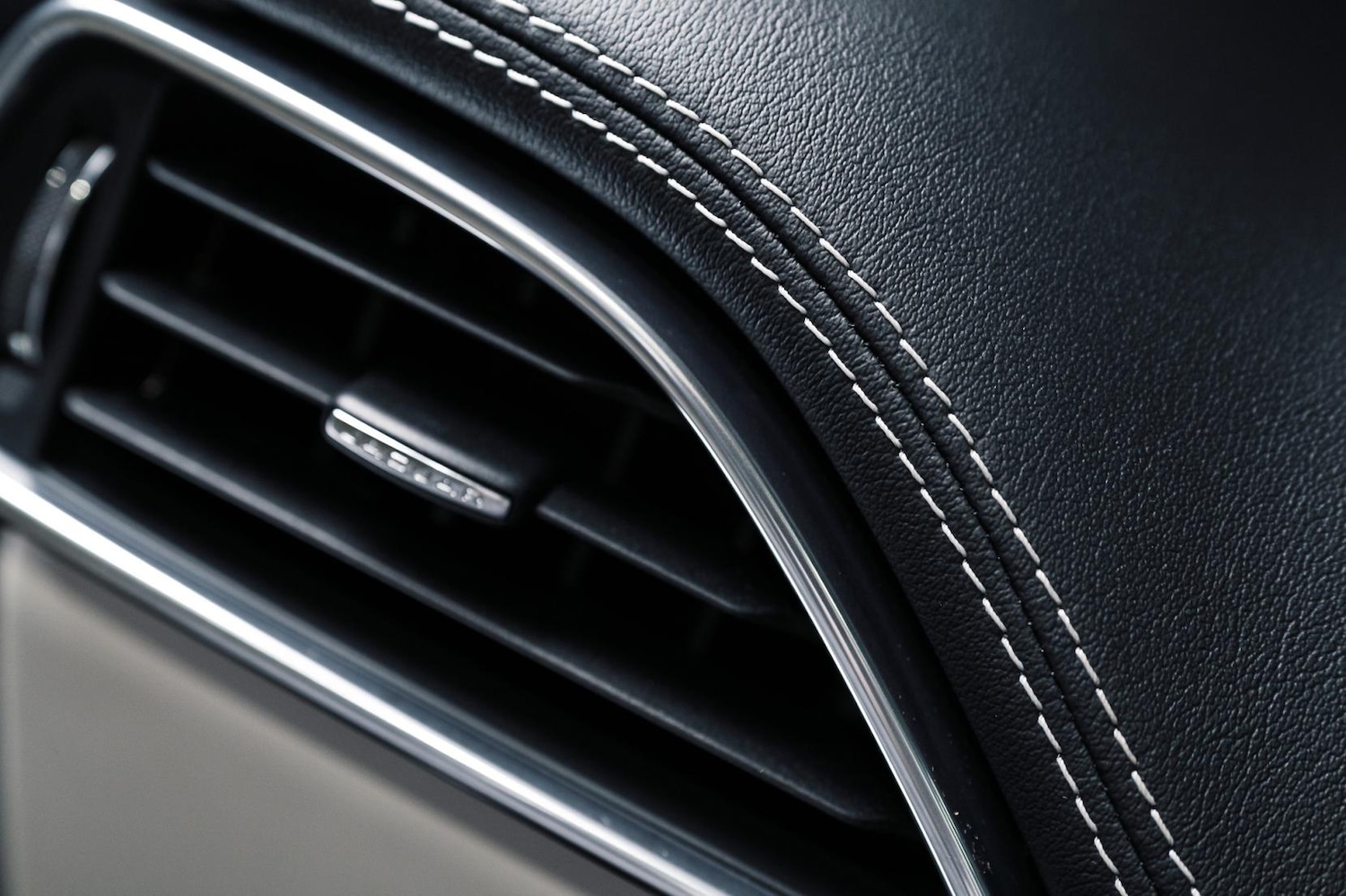 Used Jaguar F-Pace 2019 for sale - 76782124: Photo 56