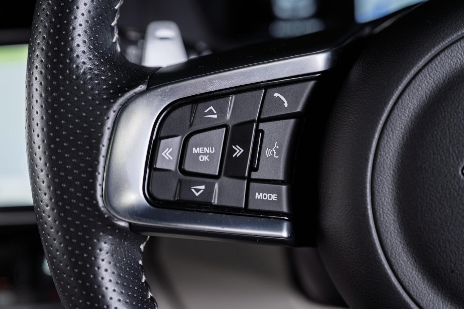 Used Jaguar F-Pace 2019 for sale - 76782124: Photo 64