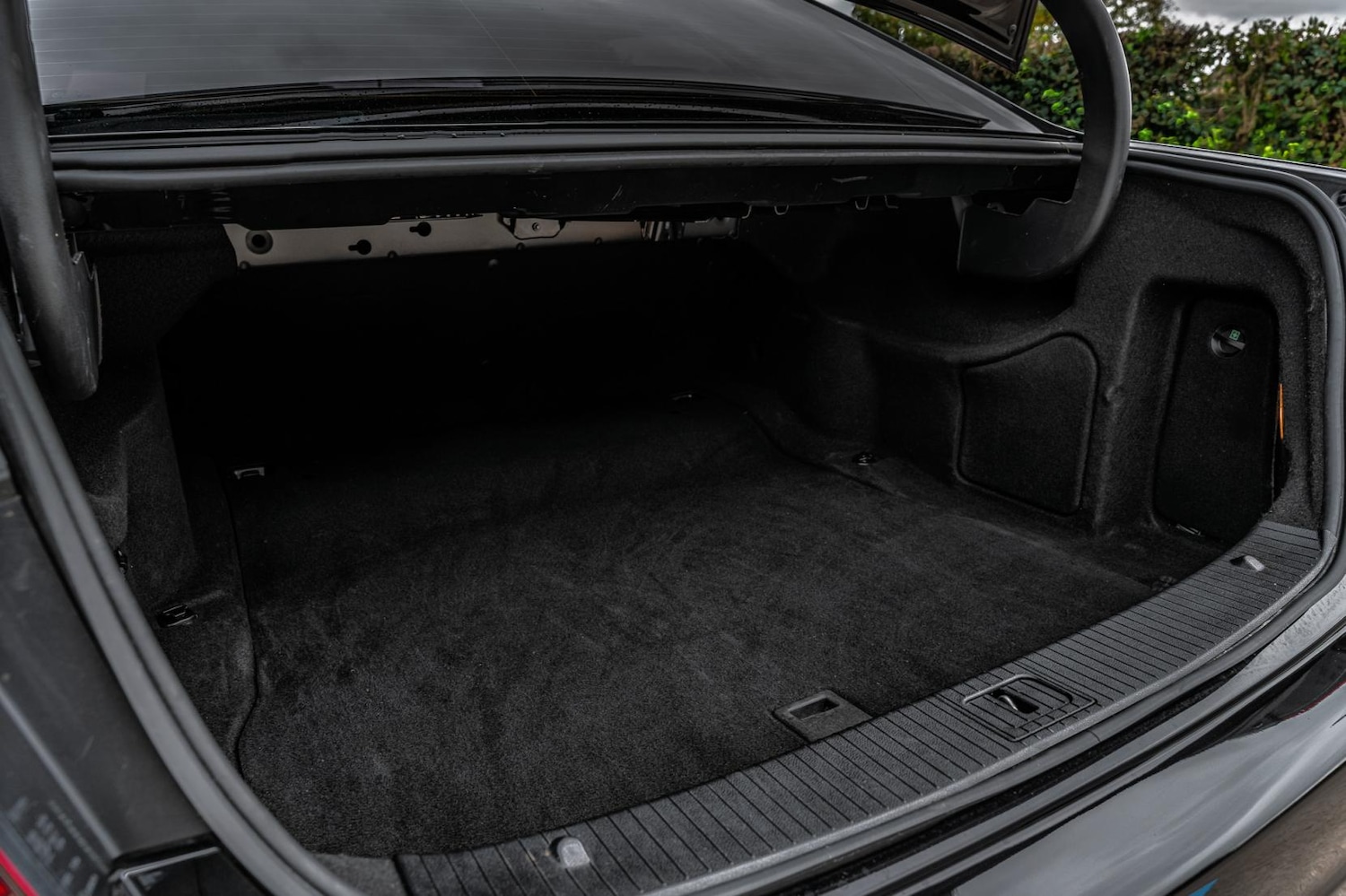 Used Mercedes-Benz E Class 2014 for sale - 76431201: Photo 55