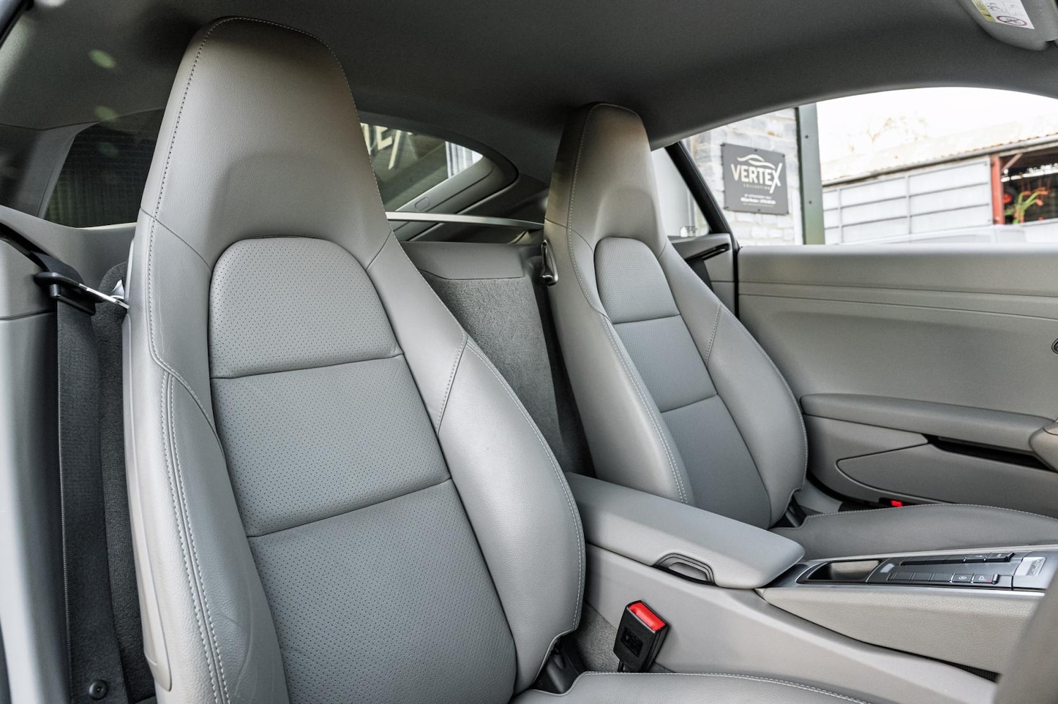 Used Porsche Cayman 2015 for sale - 77767156: Photo 47