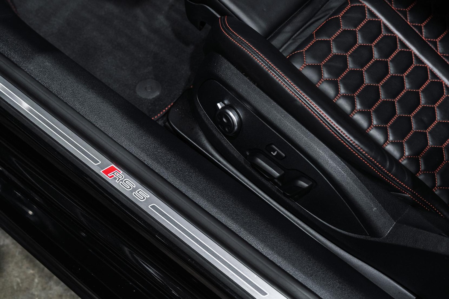 Used Audi RS5 2018 for sale - 76847345: Photo 36