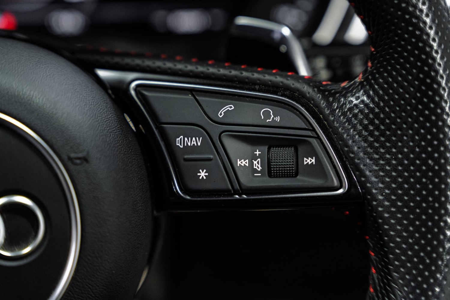 Used Audi RS5 2018 for sale - 76847345: Photo 47