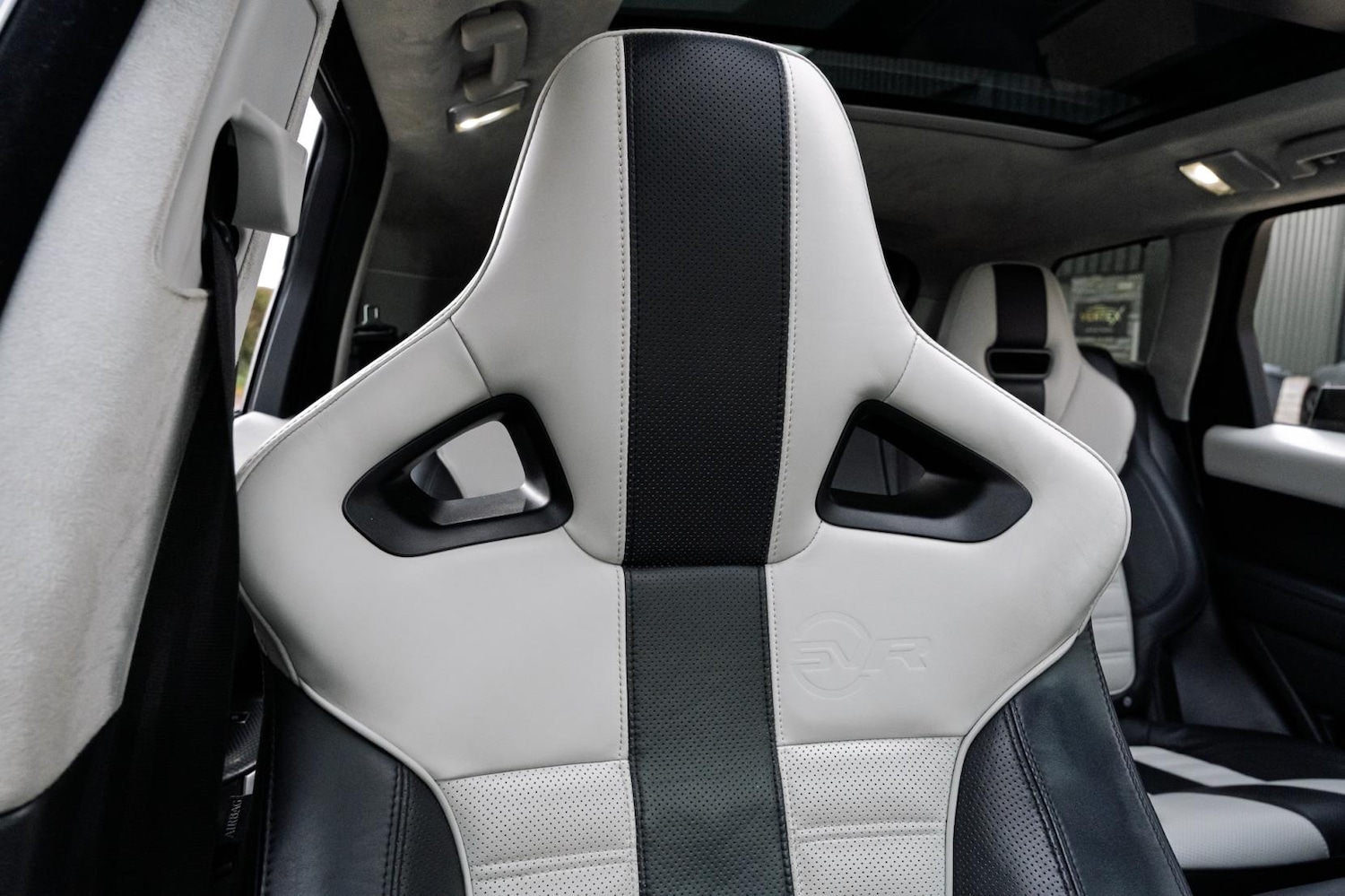 Used Land Rover Range Rover Sport 2016 for sale - 77385608: Photo 9