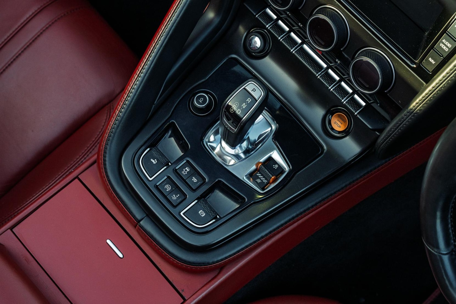 Used Jaguar F-Type 2014 for sale - 77005941: Photo 39