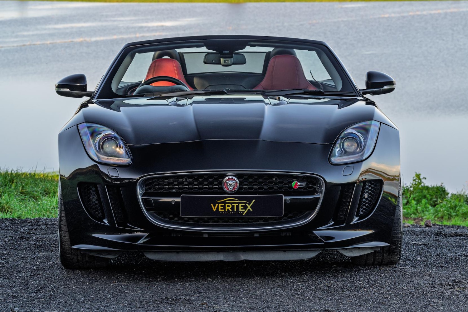 Used Jaguar F-Type 2014 for sale - 77005941: Photo 4