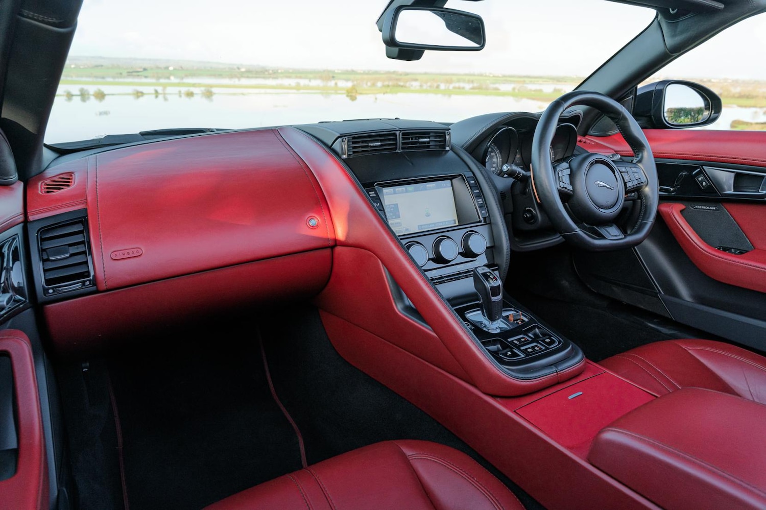 Used Jaguar F-Type 2014 for sale - 77005941: Photo 46