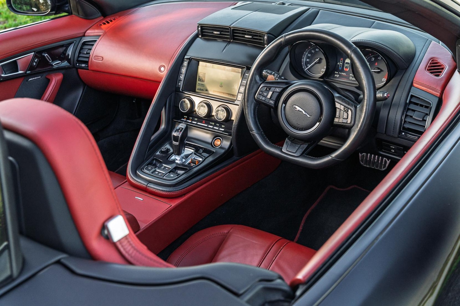 Used Jaguar F-Type 2014 for sale - 77005941: Photo 52