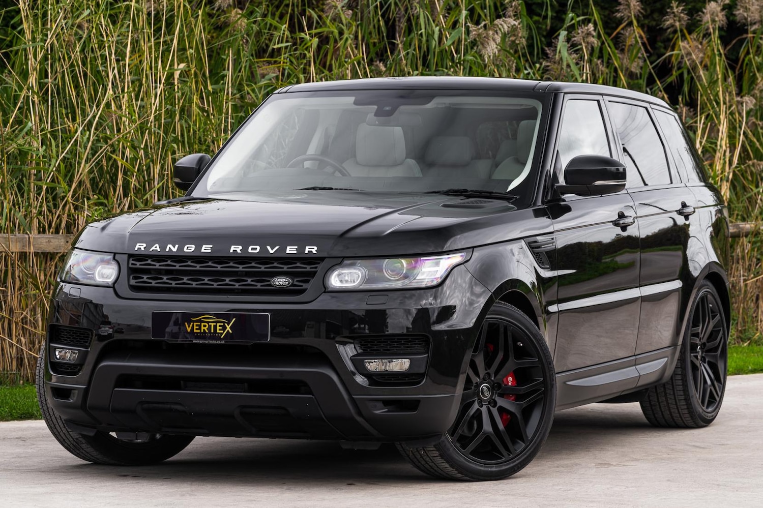 Used Land Rover Range Rover Sport 2015 for sale - 76312669: Photo 1