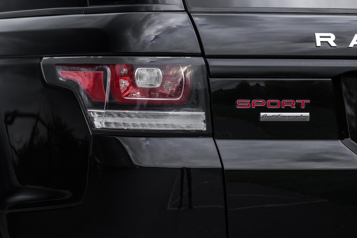 Used Land Rover Range Rover Sport 2015 for sale - 76312669: Photo 32