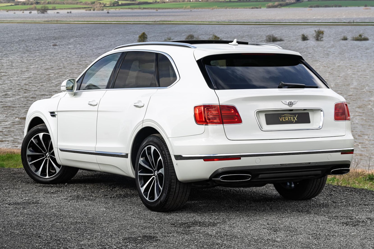 Used Bentley Bentayga 2017 for sale - 77622942: Photo 6