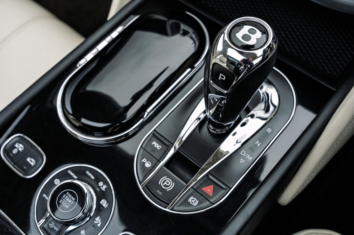 Used Bentley Bentayga 2017 for sale - 77622942: Photo 63