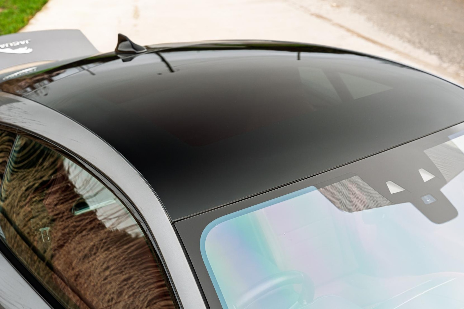 Used Jaguar F-Type 2017 for sale - 77536396: Photo 34