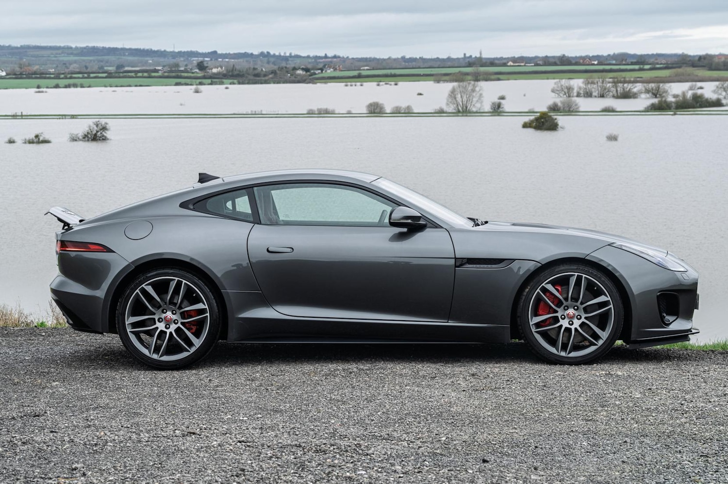 Used Jaguar F-Type 2017 for sale - 77536396: Photo 4