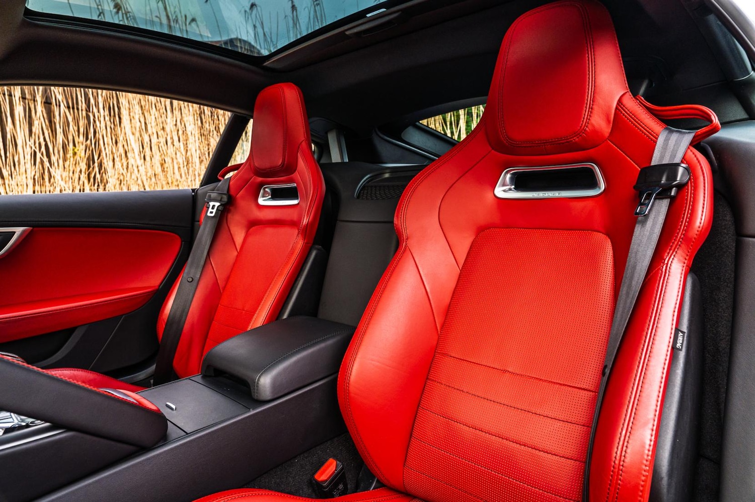 Used Jaguar F-Type 2017 for sale - 77536396: Photo 46