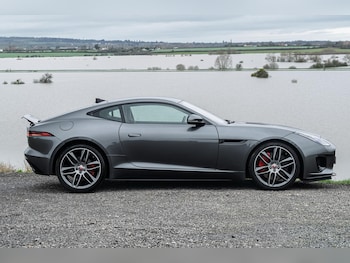 Used Jaguar F-Type 2017 for sale - 77536396: Photo