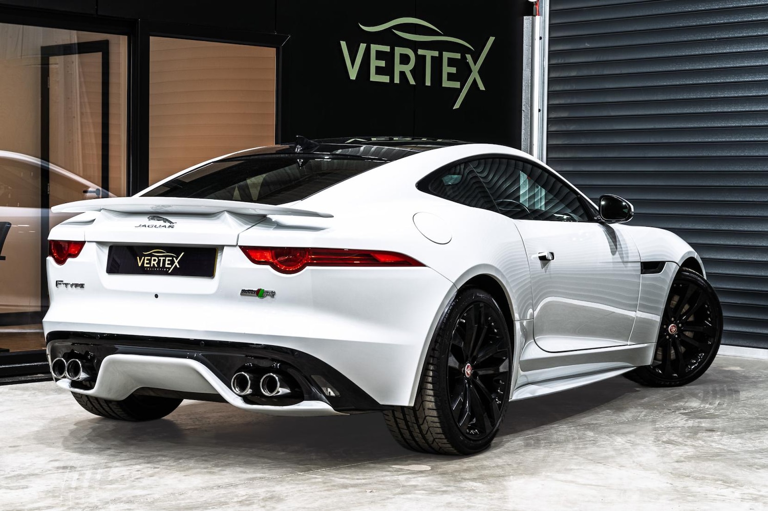 Used Jaguar F-Type 2016 for sale - 76521256: Photo 11