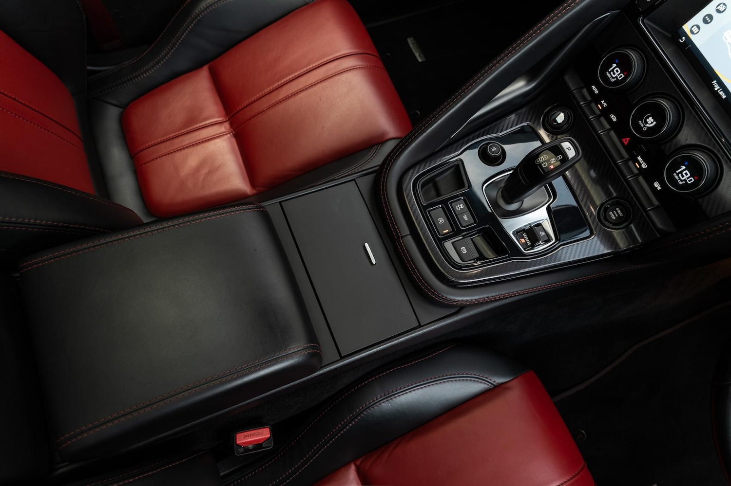 Used Jaguar F-Type 2016 for sale - 76521256: Photo 25