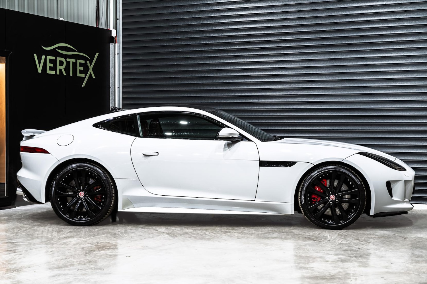 Used Jaguar F-Type 2016 for sale - 76521256: Photo 36