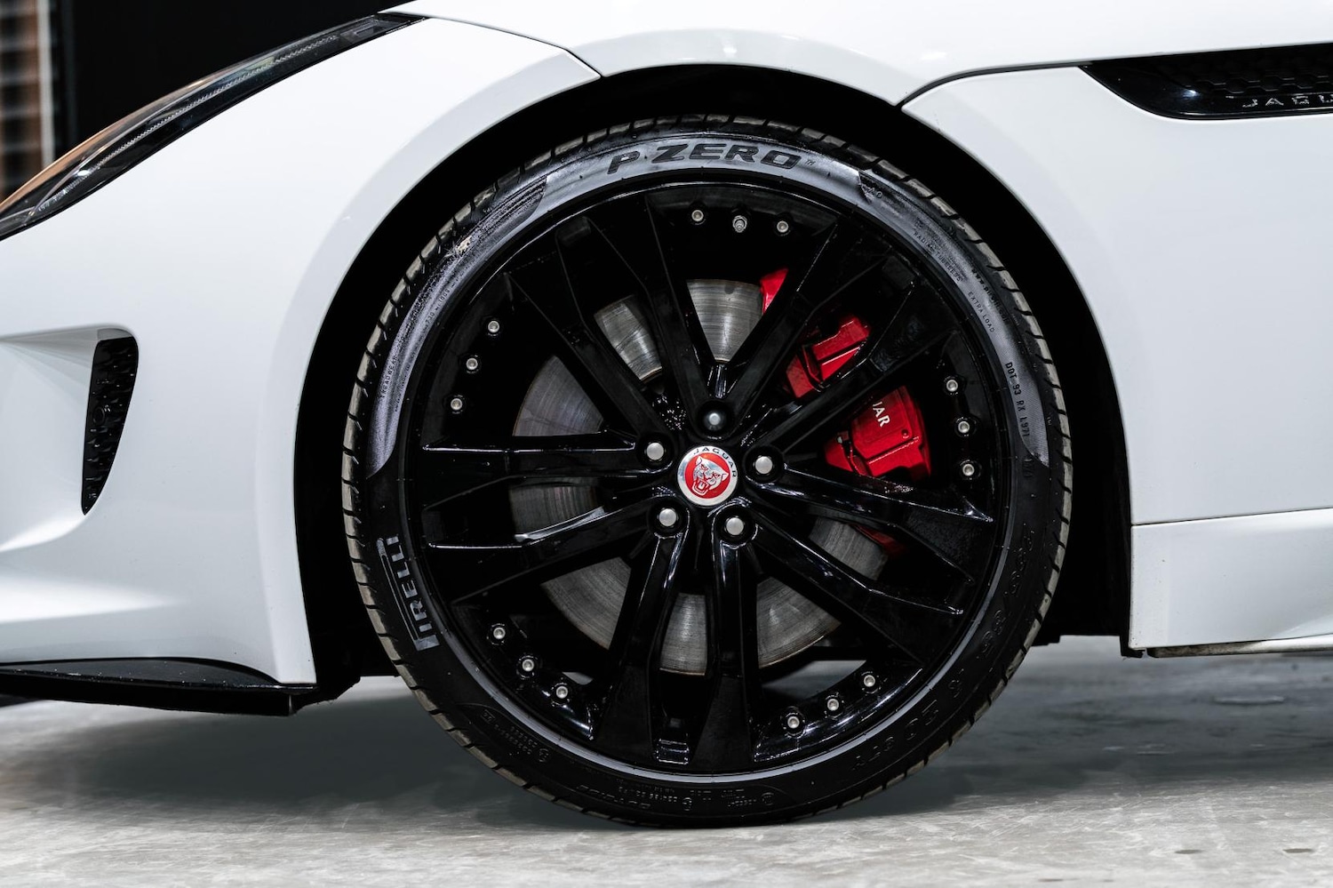 Used Jaguar F-Type 2016 for sale - 76521256: Photo 38