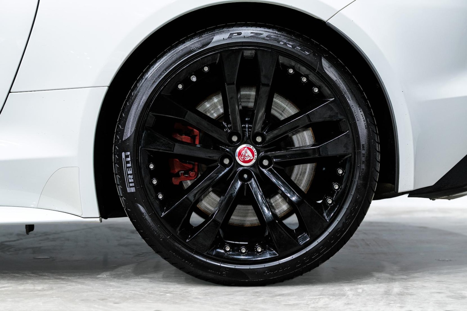 Used Jaguar F-Type 2016 for sale - 76521256: Photo 39