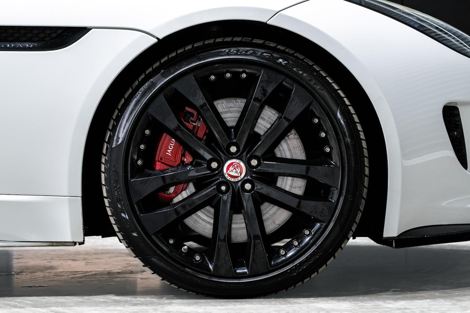 Used Jaguar F-Type 2016 for sale - 76521256: Photo 54