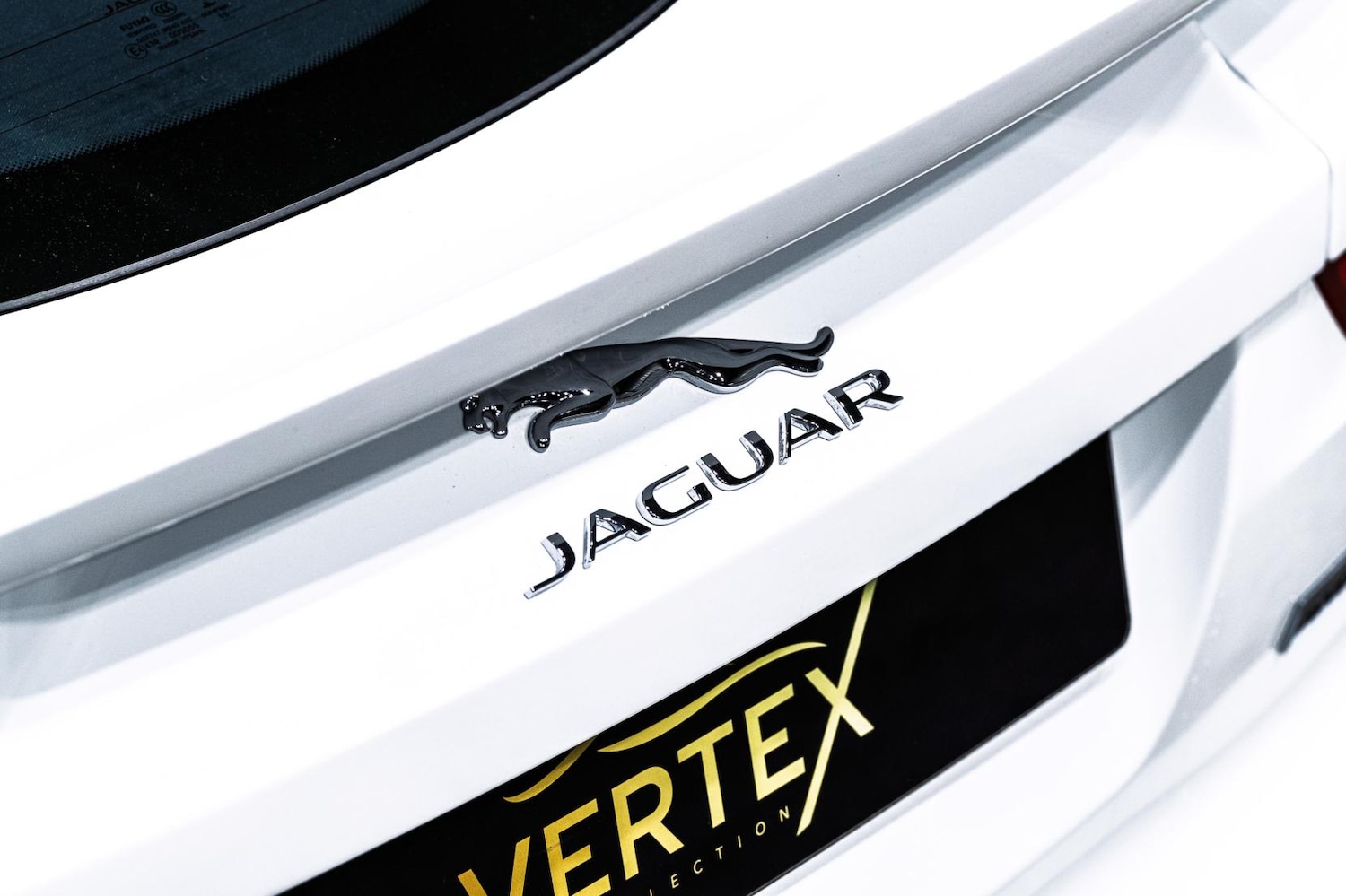 Used Jaguar F-Type 2016 for sale - 76521256: Photo 64