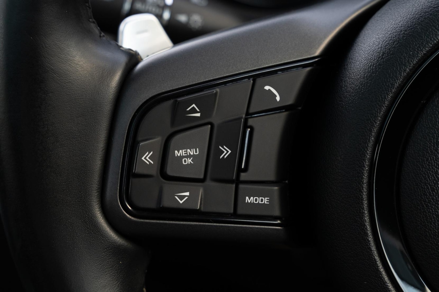 Used Jaguar F-Type 2016 for sale - 76521256: Photo 8