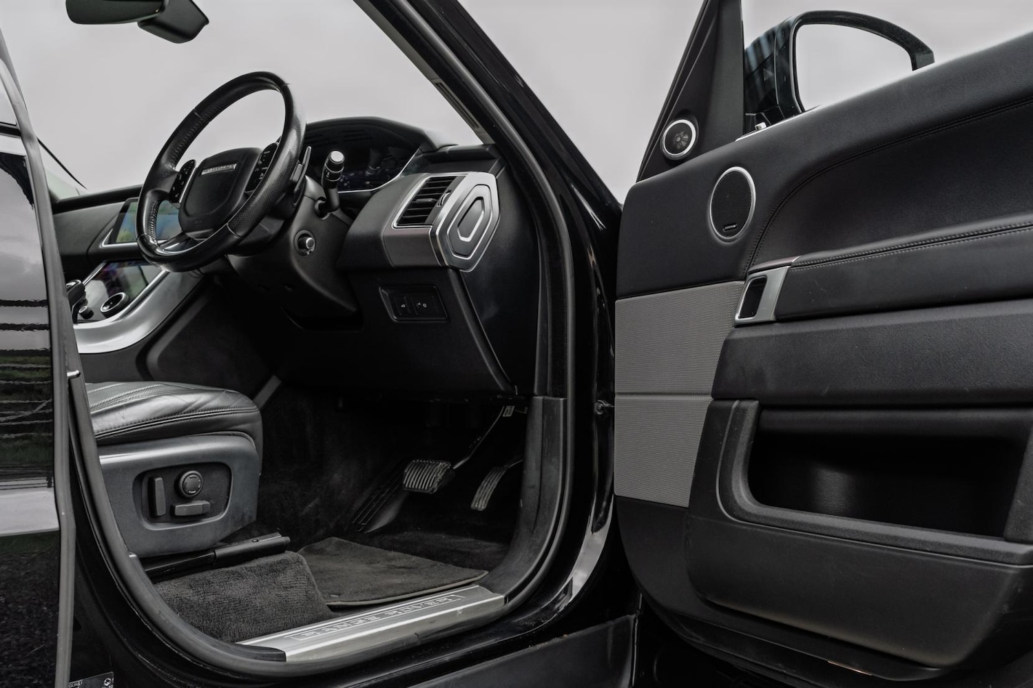 Used Land Rover Range Rover Sport 2018 for sale - 77822684: Photo 34