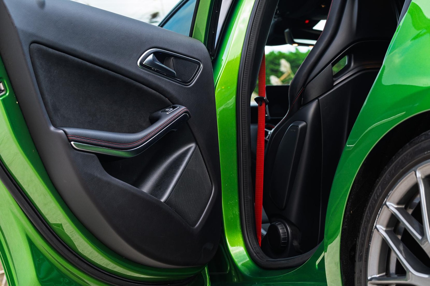 Used Mercedes-Benz A-Class 2017 for sale - 76467840: Photo 40